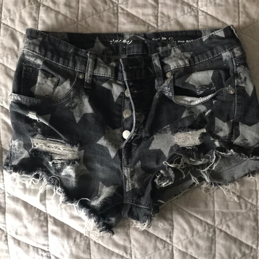 Mossimo jean shorts - size 8